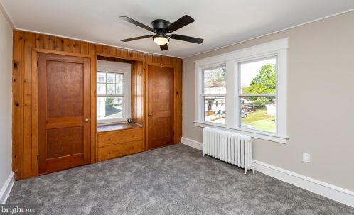 17 Ridgeway Ave, Manor PA  19036-1923 exterior