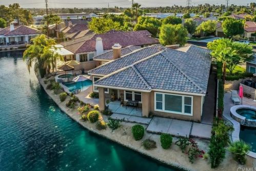 9 Loch Ness Lake Ct, Rancho Mirage CA  92270-5811 exterior
