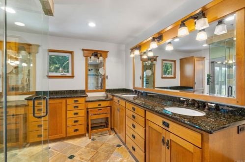 1322 Hamilton Ln, Escondido CA  92029-4316 exterior