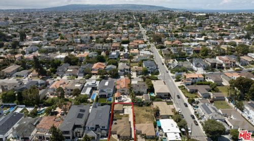 1612 11th St, Manhattan Beach CA  90266-6111 exterior