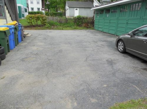 26 Waterville St, Waterbury CT  06710-1853 exterior