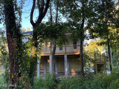 6016 Morning Mist Dr, Beaufort, SC 29906-6860