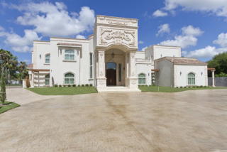 3509 Oak Ridge Ln, Mission, TX 78573-3924