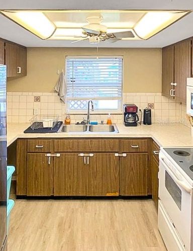 6325 Citation Dr, Port Richey FL 34668-4802 exterior