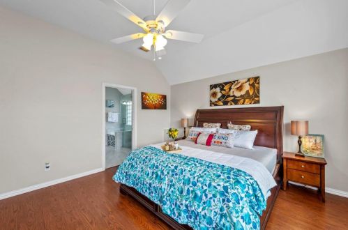 1912 Tree Line Rd, Lewisville TX  75028-8225 exterior