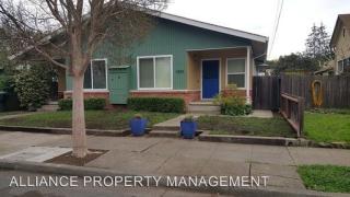 1593 Wright St, Santa Rosa CA  95404-2927 exterior