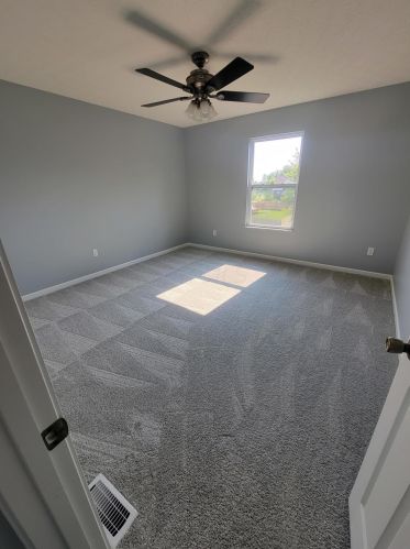 605 Barn St, Pataskala OH  43062-8064 exterior