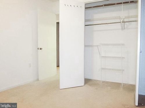 11907 Escalante Ct, Herndon VA  20191-1833 exterior