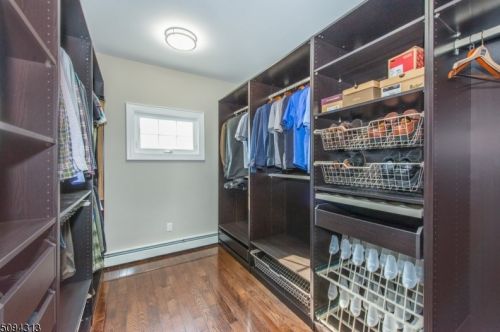 17 Kennedy Rd, Greystone Park NJ  07950-2311 exterior