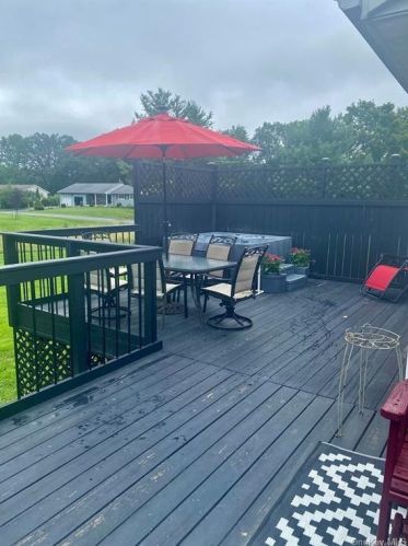 99 Bailey Rd, Montgomery NY  12549-2106 exterior