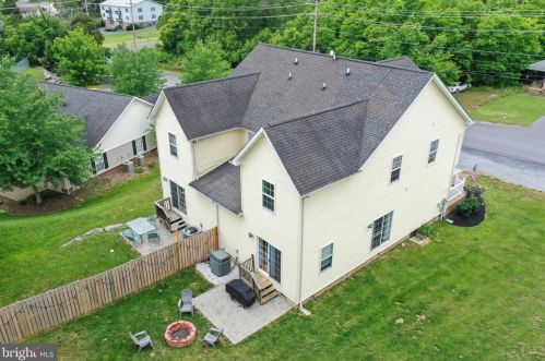 828 Colley Block Rd, Strasburg VA  22657-2103 exterior