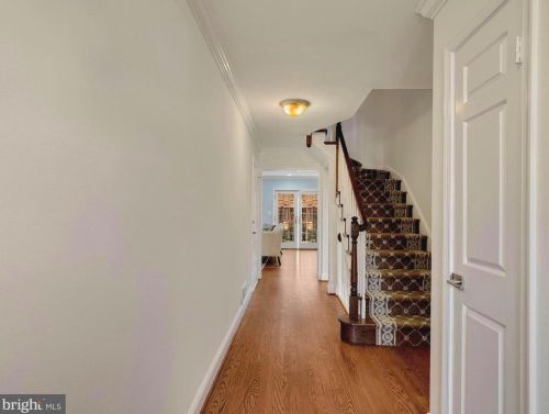 4211 48th Pl, Washington, DC 20016-2337