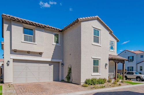 17216 10th St, Phoenix, AZ 85022