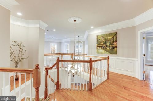 43331 Riverpoint Dr, Leesburg VA 20176-1296 exterior