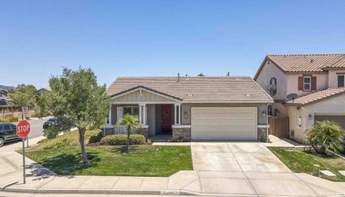 32600 San Clemente, Lake Elsinore CA  92530-0477 exterior