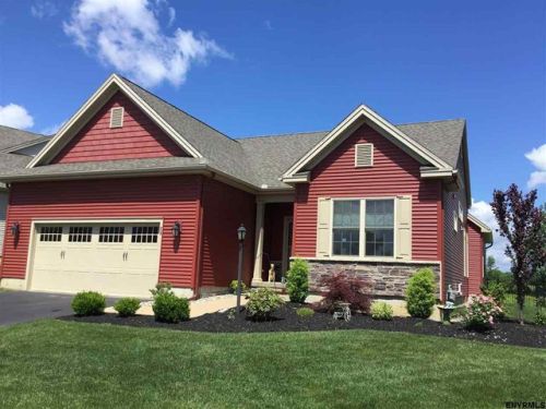 28 Whitney Dr, Mechanicville, NY 12118-3456