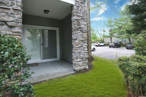 2 Carriage Ln, Hicksville NY  11803-1526 exterior