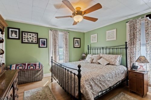 320 Walnut St, Roselle Park NJ  07204-2012 exterior