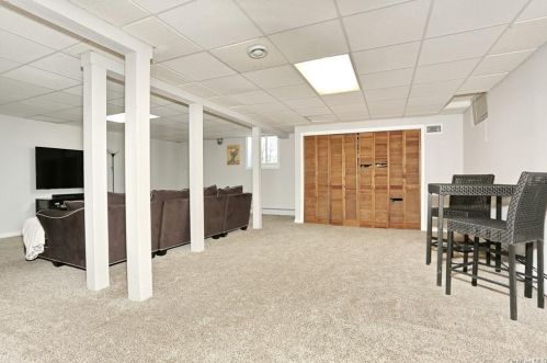 2 Dawson Rd, Thiells NY  10984-1508 exterior