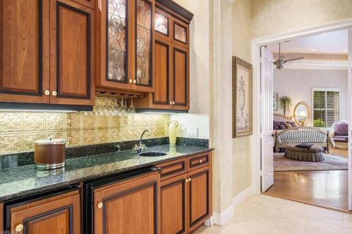 3659 Bay Crk Dr, Bonita Springs FL 34135 exterior