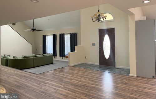 104 Broad Creek Rd, Laurel DE  19956-1124 exterior