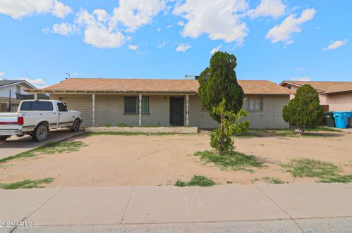 3208 53rd Dr, Phoenix, AZ 85031-3410
