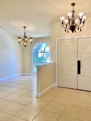 1276 Riverhead Ave, Marco Island, FL 34145-3930
