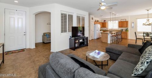3315 Merlot St, Gilbert, AZ 85298-9083