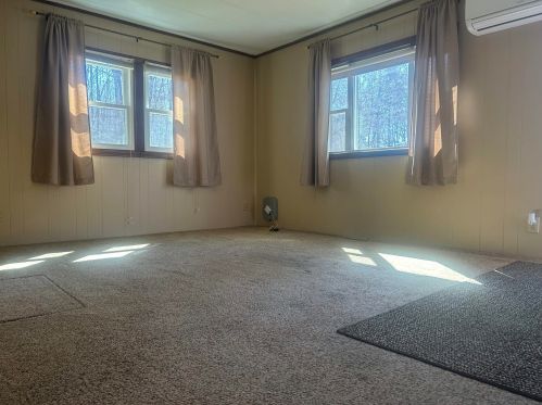 42 Judith St, Danville NH  03819-5141 exterior