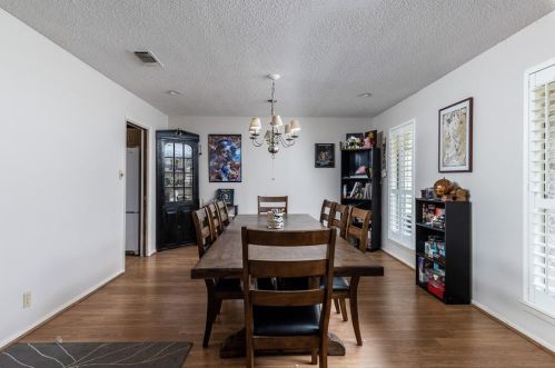 3621 Wayland Dr, Fort Worth TX  76133-3005 exterior