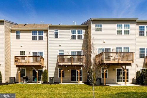 119 Nathan Dr, Riverton NJ  08077 exterior