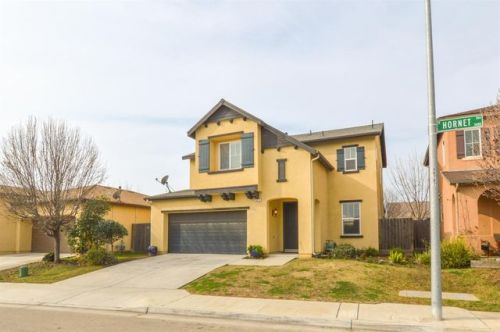 3415 Hornet Ave, Fresno, CA 93737-9276