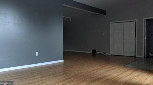 923 Chelten Ave, Philadelphia PA  19138-2701 exterior