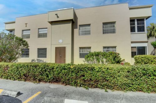 940 Flanders T, Delray Beach, FL 33484-5358