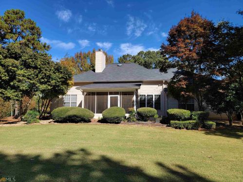 360 Saddle Ridge Way, Fayetteville, GA 30215-8142