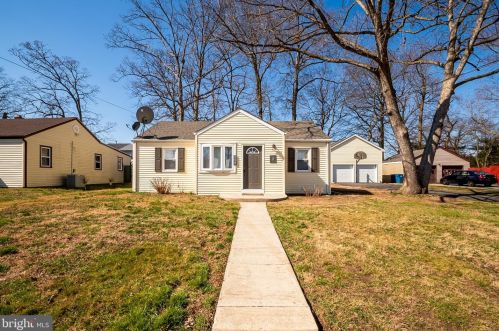 2 Robert Rd, New Castle, DE 19720-3925