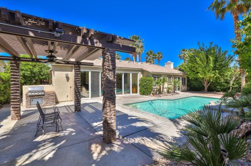 47850 Via Nice, La Quinta CA  92253-2159 exterior