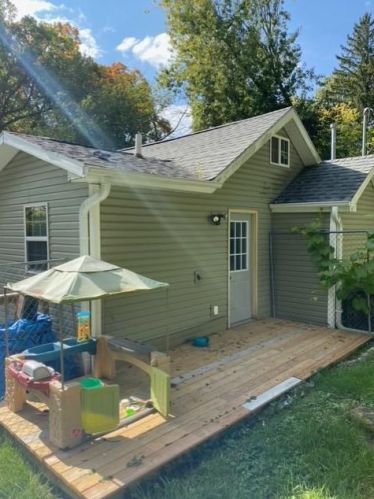 122 Forest Ave, Edgerton, WI 53534-9321