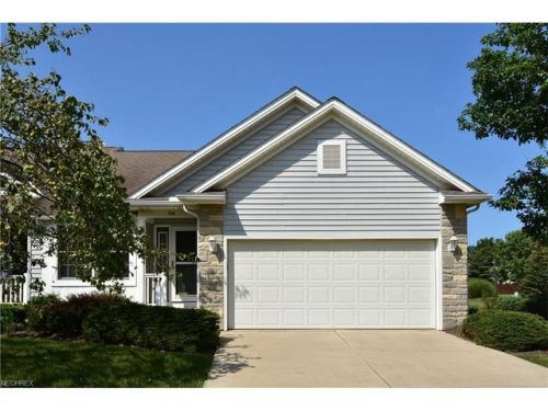 106 Gleneagle Dr, Elyria, OH 44035-8307