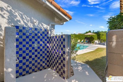 78720 Avenida La Fonda, La Quinta CA  92253-2805 exterior