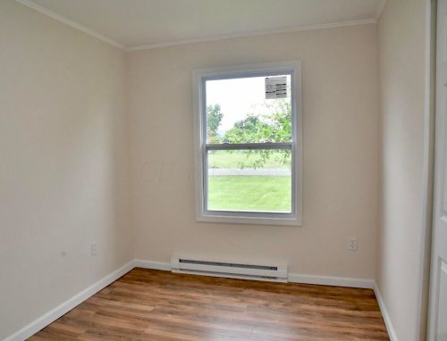 150 4th St, Frazeysburg OH  43822-9753 exterior