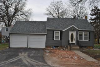 304 6th St, Livermore, IA 50558-9544