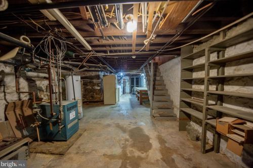 324 New St, Lancaster PA  17602-2051 exterior