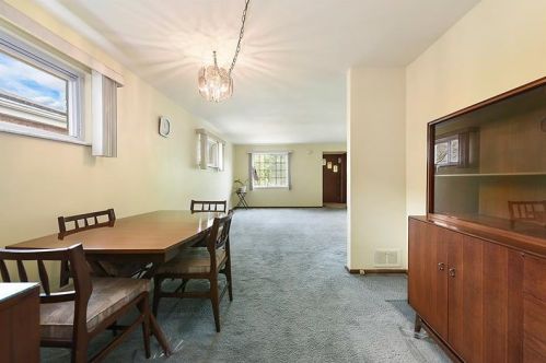 3959 Boulevard Dr, Pittsburgh PA  15217-2619 exterior