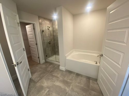 2611 41 St, Lehigh Acres FL 33976-4217 exterior