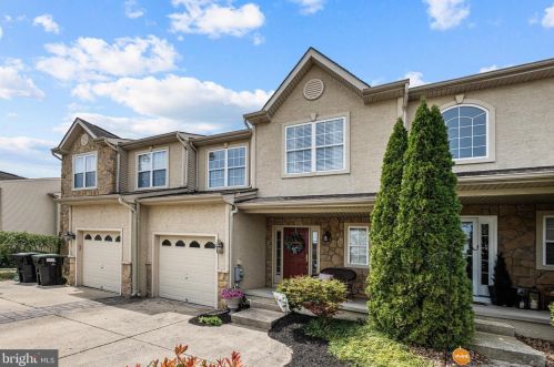 143 Sequoia Dr, Berlin Boro, NJ 08009-1445