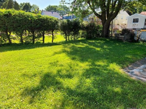 249 Wilkenda Ave, Waterbury CT  06708-3655 exterior