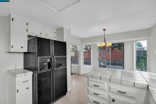 2208 Zennia Ct, West Pittsburg, CA 94565-4475