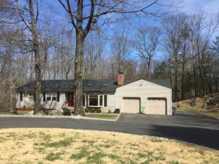 42 Olympic Dr, Danbury CT  06810-8239 exterior