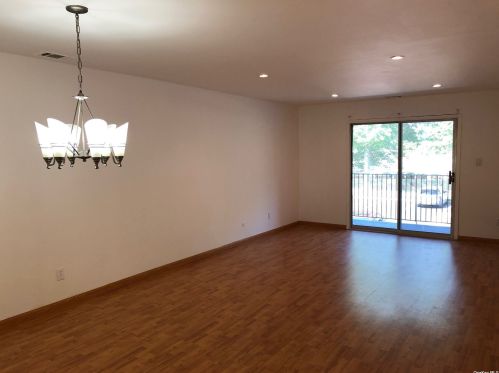 175 Main Ave, Wheatley Heights, NY 11798-2100